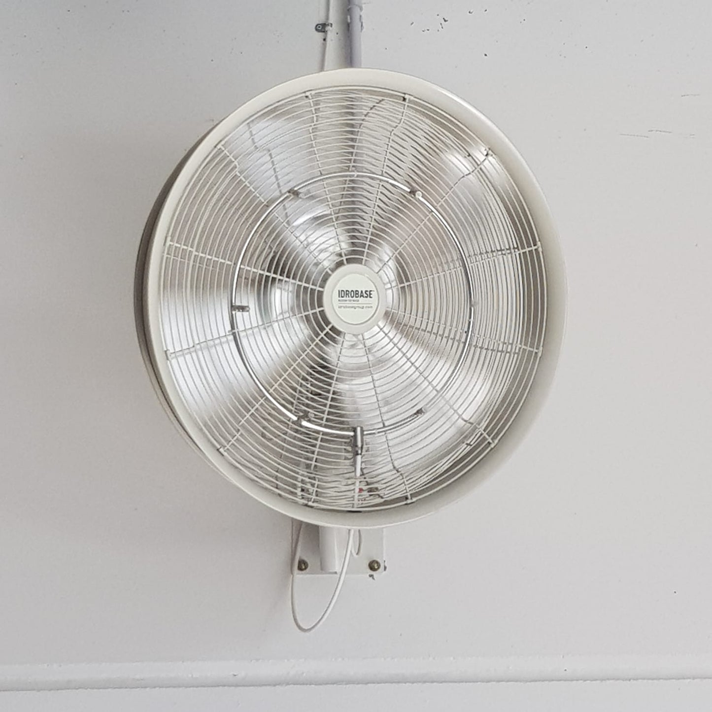 MIST FAN 24"